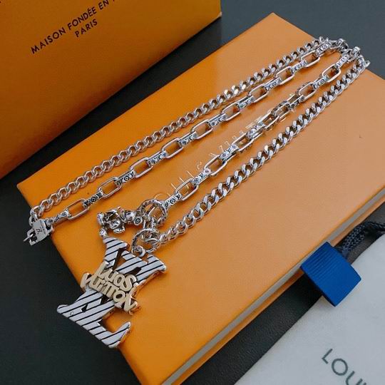 LV Necklace 11lyh306